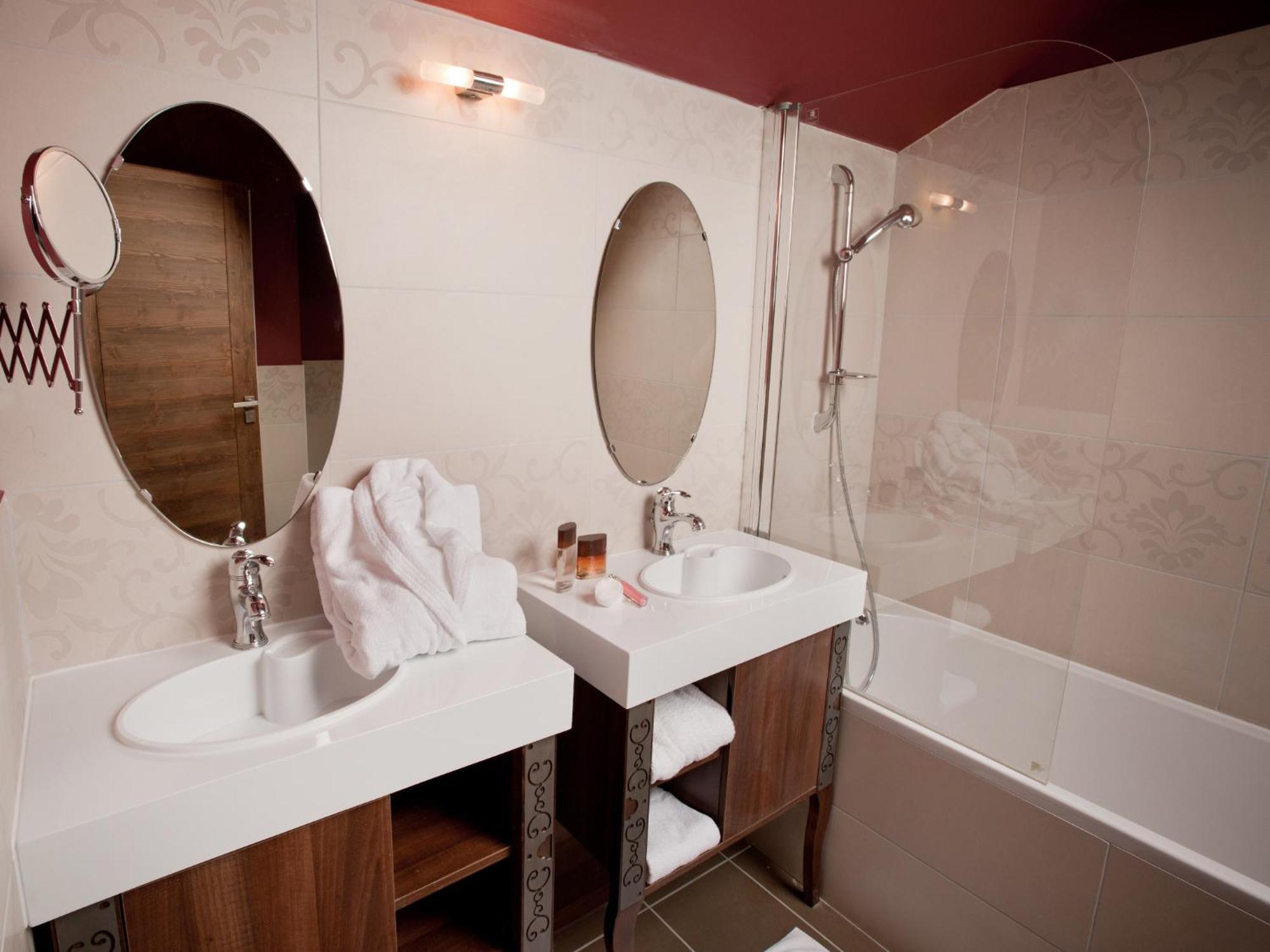 Le Hameau Du Kashmir Aparthotel Val Thorens Ngoại thất bức ảnh
